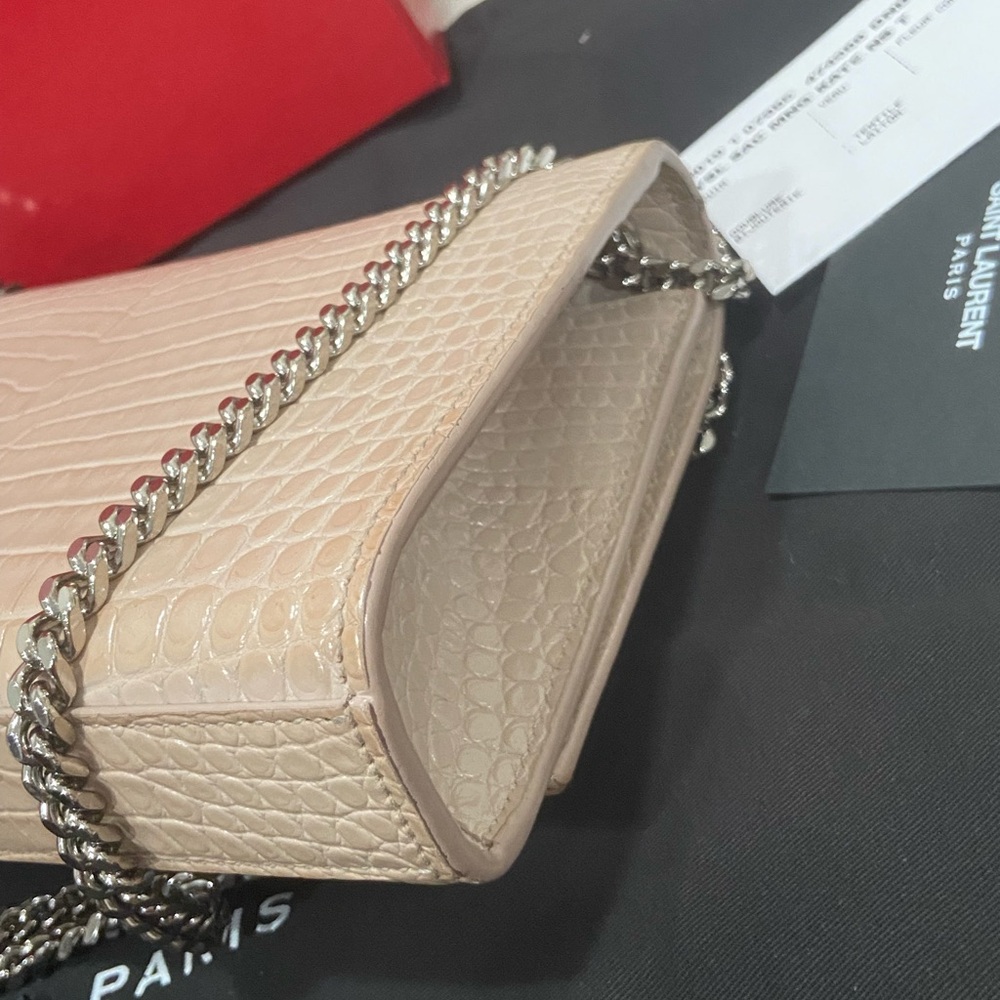 Saint Laurent Cream Croc-Embossed Chain Bag - Picture 10 of 14